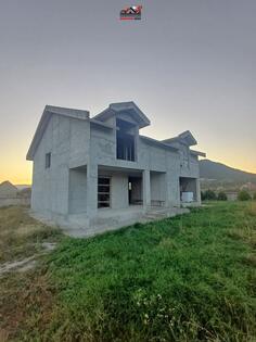 Porodična kuća 128m2 - Nikšić - Vir