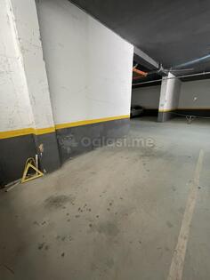 Garaža 16m2 - Budva - Lazi