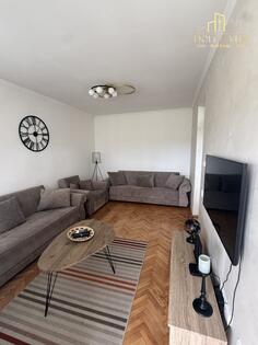 Dvosoban stan 75m2 - Podgorica - Pejton