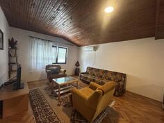 Dvosoban stan 90m2 - Bar - Šušanj