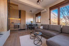 Jednosoban stan 52m2 - Cetinje - Centar grada