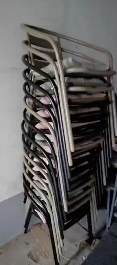 30 bastenskih stolica