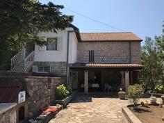 Porodična kuća 160m2 - Bar - Sutomore