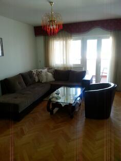 Dvosoban stan 85m2 - Podgorica - Preko Morače