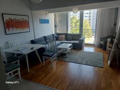 Jednosoban stan 43m2 - Bar - Centar grada