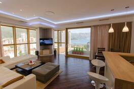 Dvosoban stan 89m2 - Budva - Centar grada