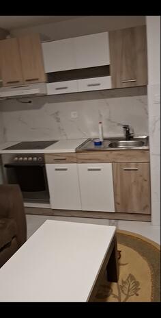 Porodična kuća 60m2 - Bar - Bjeliši