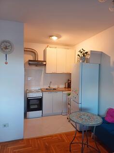 Jednosoban stan 33m2 - Podgorica - Iza Delte (1. Maj)