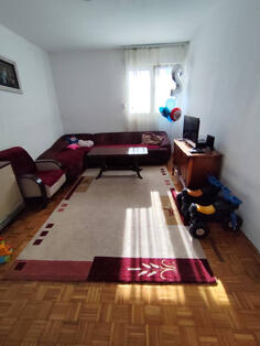 Dvosoban stan 60m2 - Podgorica - Momišići