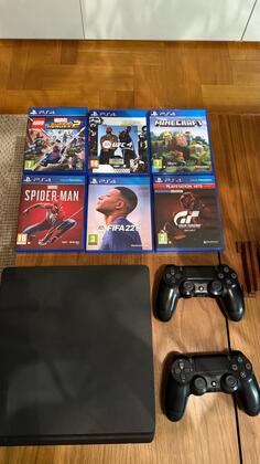 Sony - PlayStation 4