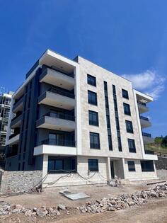 Dvosoban stan 89m2 - Podgorica - Gorica C