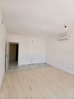 Garsonjera 27m2 - Bar - Bjeliši