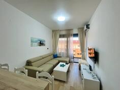 Garsonjera 35m2 - Bar - Centar grada