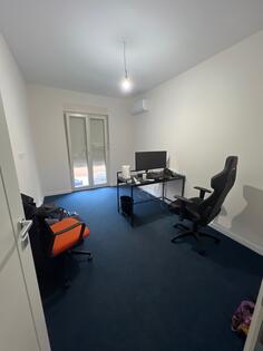 Kancelarija 85m2 - Podgorica - Central Point