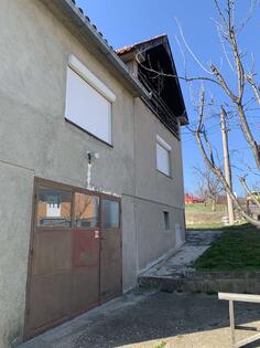 Porodična kuća 90m2 - Lazarevac - Bistrica