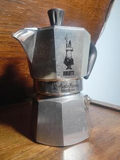 Bialetti Moka Express aparat za dvije šoljice kafe