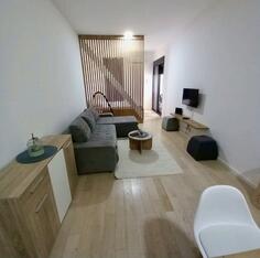 Garsonjera 40m2 - Bar - Centar grada