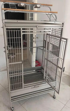 Prodajem kavez za papagaja