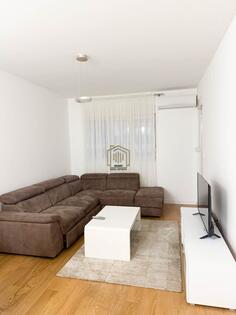 Jednosoban stan 46m2 - Podgorica - Central Point