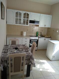 Jednosoban stan 35m2 - Kotor - Centar grada