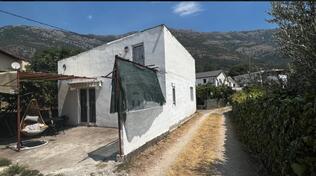 Porodična kuća 55m2 - Bar - Sutomore