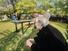 Potrebna negovateljica za stariju zensku osobu