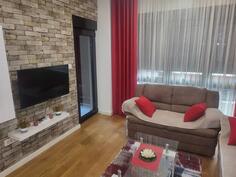 Dvosoban stan 78m2 - Podgorica - Vezirov most