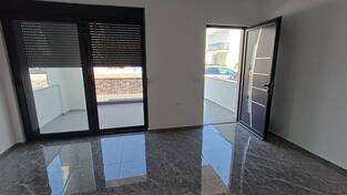 Porodična kuća 86m2 - Ulcinj - Donji Štoj