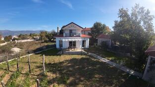 Građevinsko zemljište 600m2 - Danilovgrad - Grbe