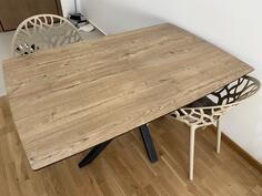 Trpezarijski sto FUTURA