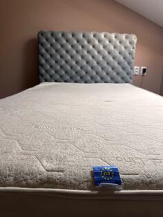 Francuski krevet sa dušekom