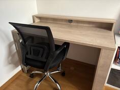 Na prodaju dječiji sto za kompjuter