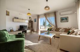 Dvosoban stan 83m2 - Tivat - Gradiošnica