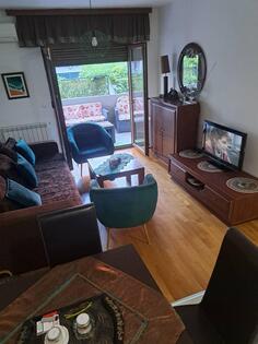 Dvosoban stan 69m2 - Cetinje - Cetinje (uži dio) Bajova kod vile