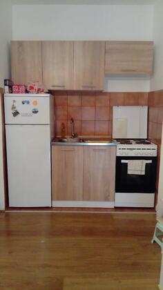 Garsonjera 25m2 - Podgorica - Stari Aerodrom