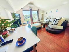 Jednoiposoban stan 90m2 - Tivat - Mrčevac