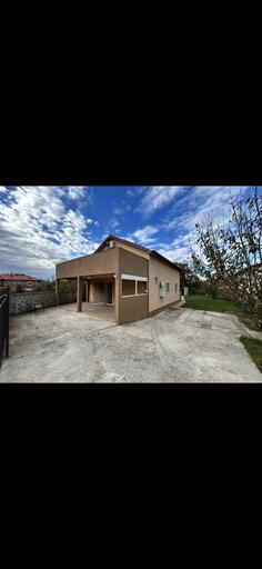 Porodična kuća 170m2 - Podgorica - Doljani