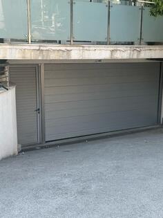 Garaža 13m2 - Budva - Centar grada