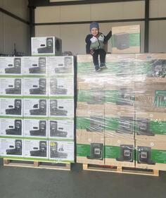 Robot usisivaci na veliko Roomba trazimo saradnike za prodaju distribuciju pokretanje biznisa partnerstvo u poslu