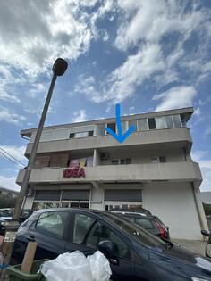 Dvosoban stan 60m2 - Bar - Polje