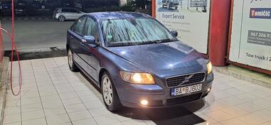 Volvo - S40 - 2.0 D