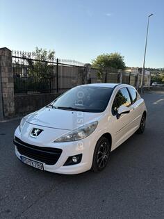 Peugeot - 207 - 1.4 hdi