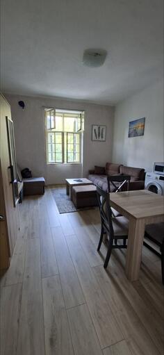 Garsonjera 26m2 - Cetinje - Cetinje (uži dio) gradsko jezgro