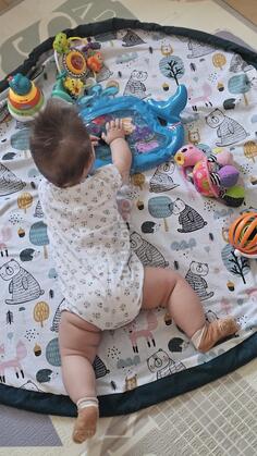 Potrebna dadilja s iskustvom