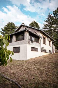 Porodična kuća 150m2 - Petrovaradin - Sremska Kamenica