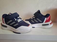 Adidas-Marvel Kapetan Amerika