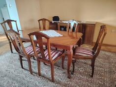 Prodajem sto i 6  stolica i komodu za escajg