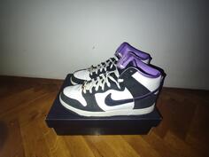Prodajem Nike Dunk high br.43