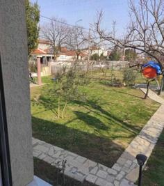 Dvojna kuća 57m2 - Podgorica - Tološi