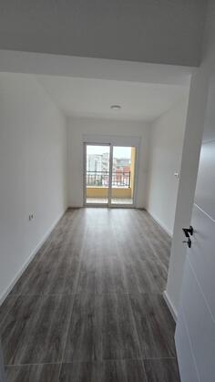 Jednosoban stan 48m2 - Bar - Šušanj